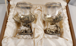 Набор из 2-х бокалов для коньяка "Охота на глухаря и Охота на кабана" (подарочный футляр)