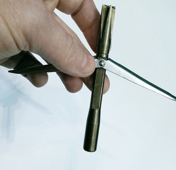 Комплект Наконечник Zelinka, корона, два флажка, сменная голова