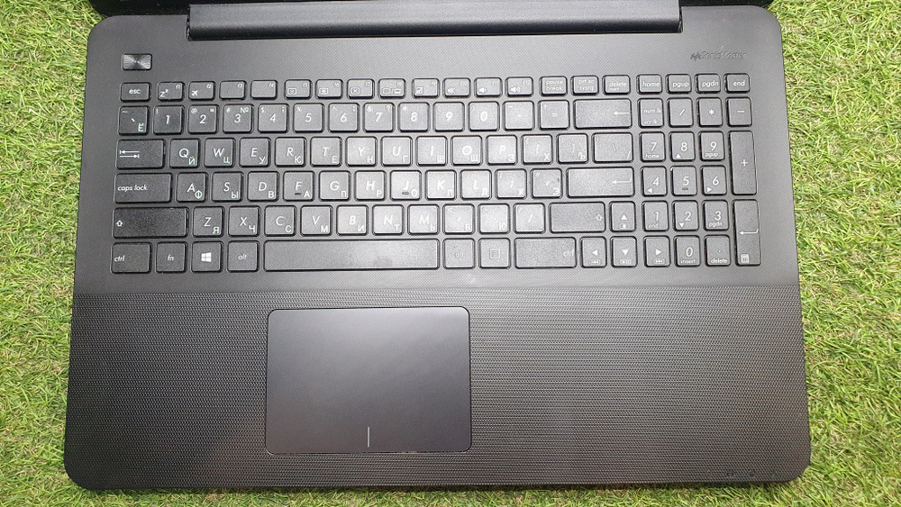 Ноутбук ASUS i5-5/4Gb/920M 1 Gb