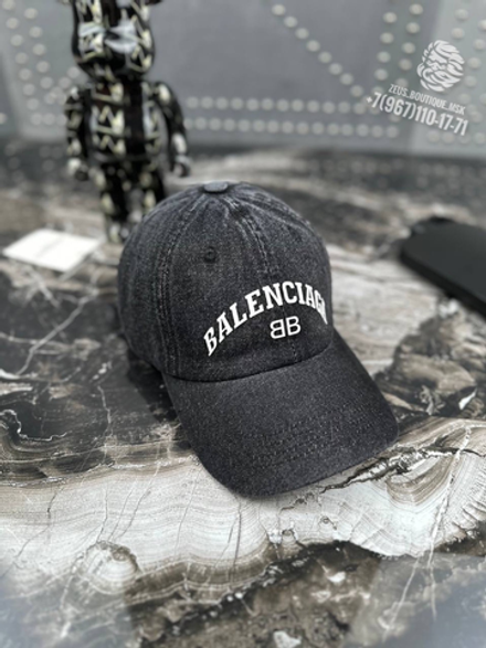 Бейсболка Balenciaga