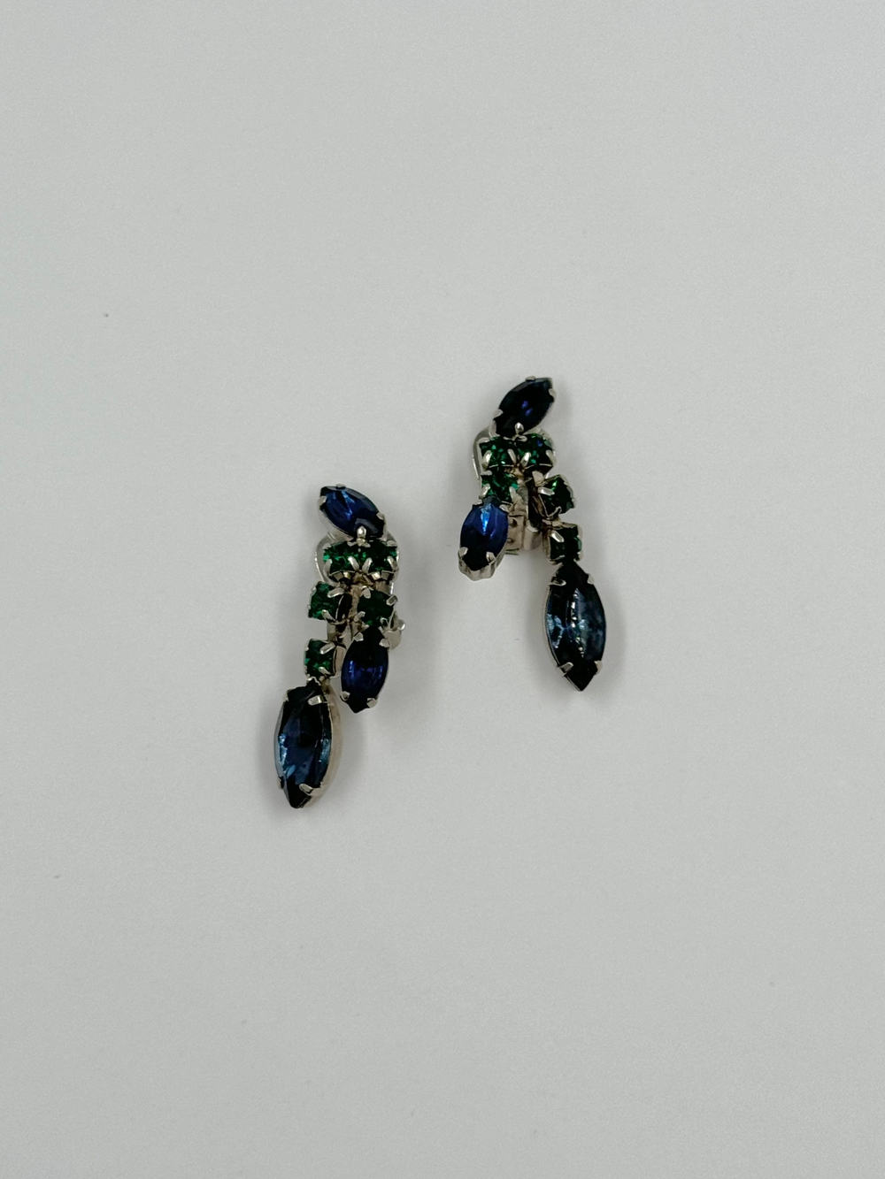 Клипсы с синими и зелёными кристаллами