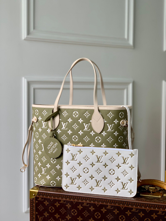 Louis Vuitton Neverfull MM