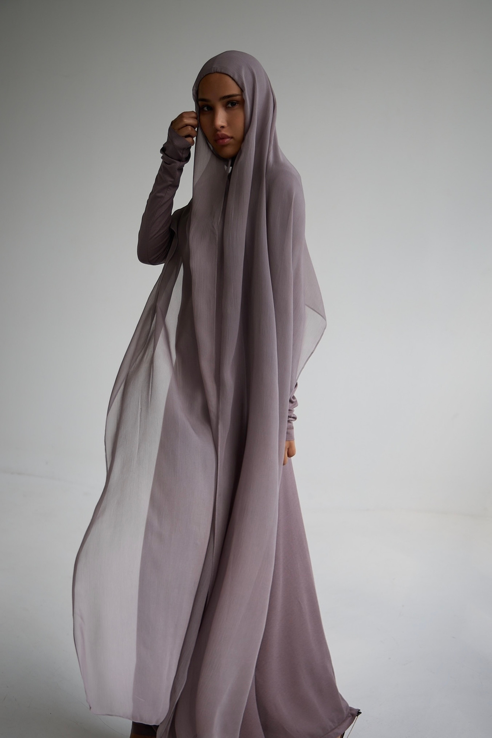 Шарф шелк жатый коричневый