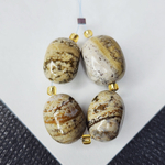 Океаническая яшма, риолит, крупная галтовка, ~12-15 мм, подобранный набор, цена за набор на фото