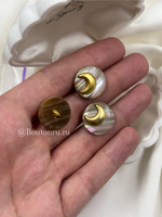 Пуговицы перламутровые с полумесяцем