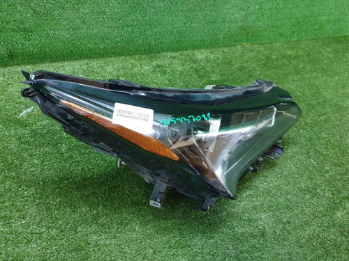 Битая Фара правая Lexus NX 1 (2017-2021) LED