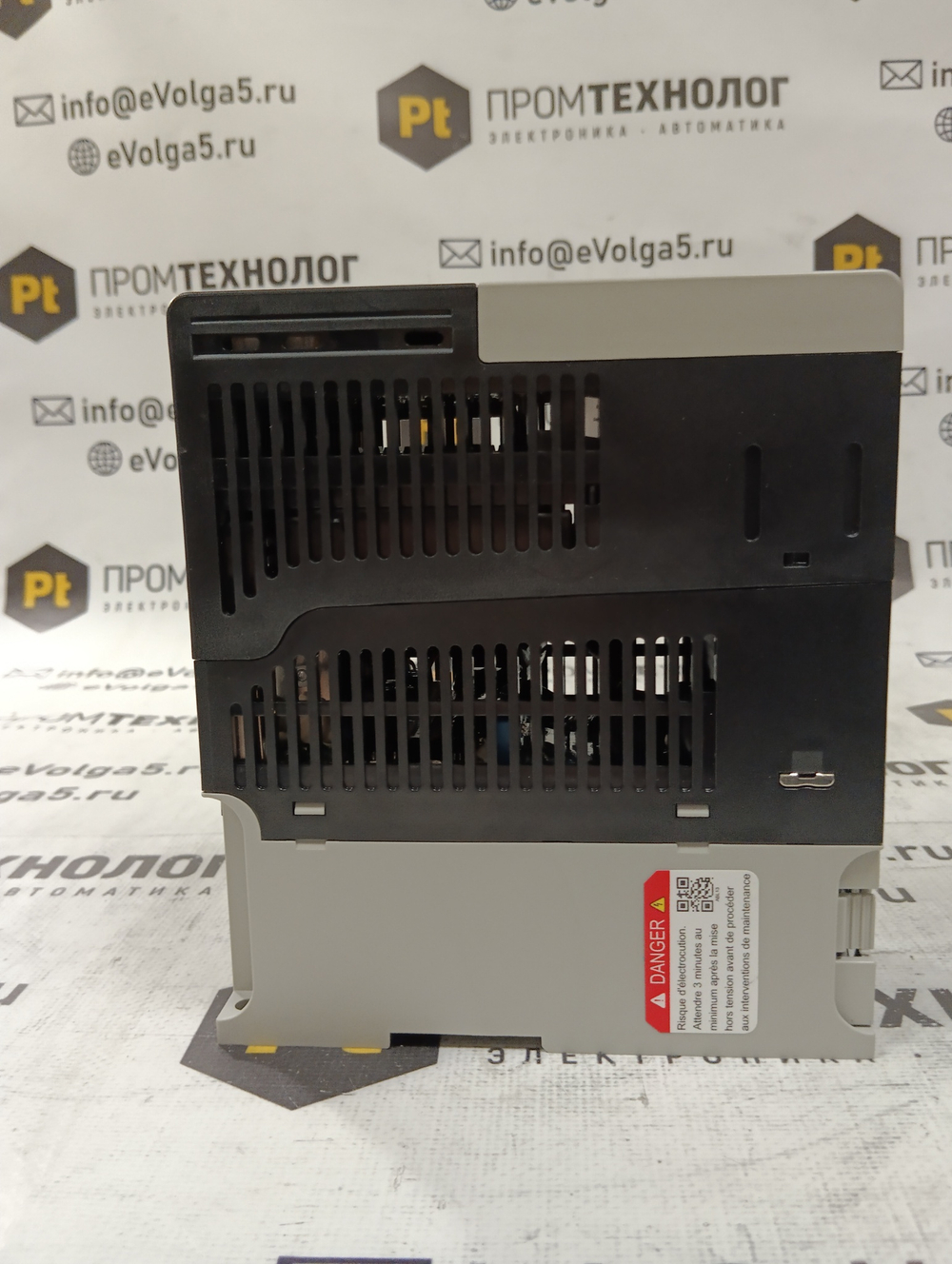 Allen-Bradley 25B-D2P3N104 с хранения