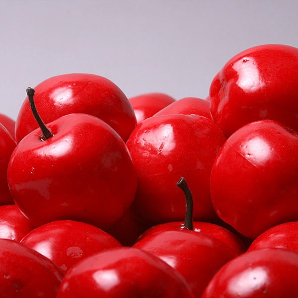 Яблоко красное 4 см , 10 шт. в упаковке муляж 0599-2