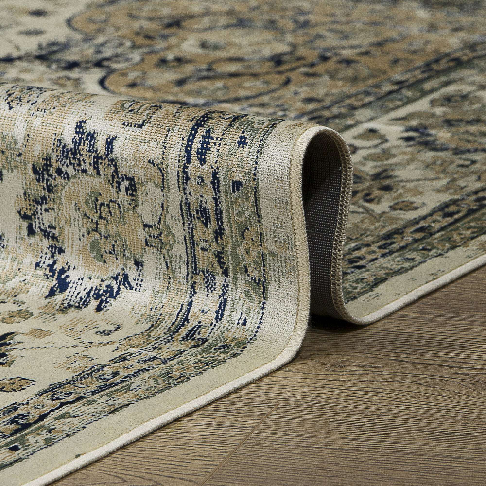 Isphahan 84384 Ivory\Green Прямой