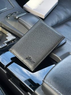 Визитница Brioni