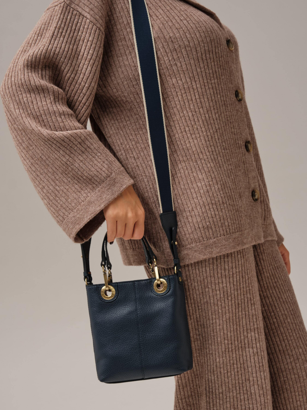 Сумка кросс-боди Deboro 30347 насыщенно-синий/суприм