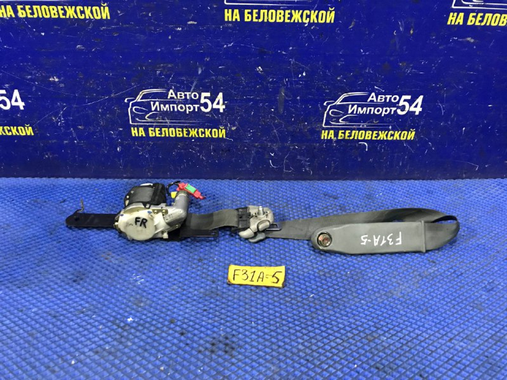 Ремень безопасности передний правый MITSUBISHI DIAMANTE 2000