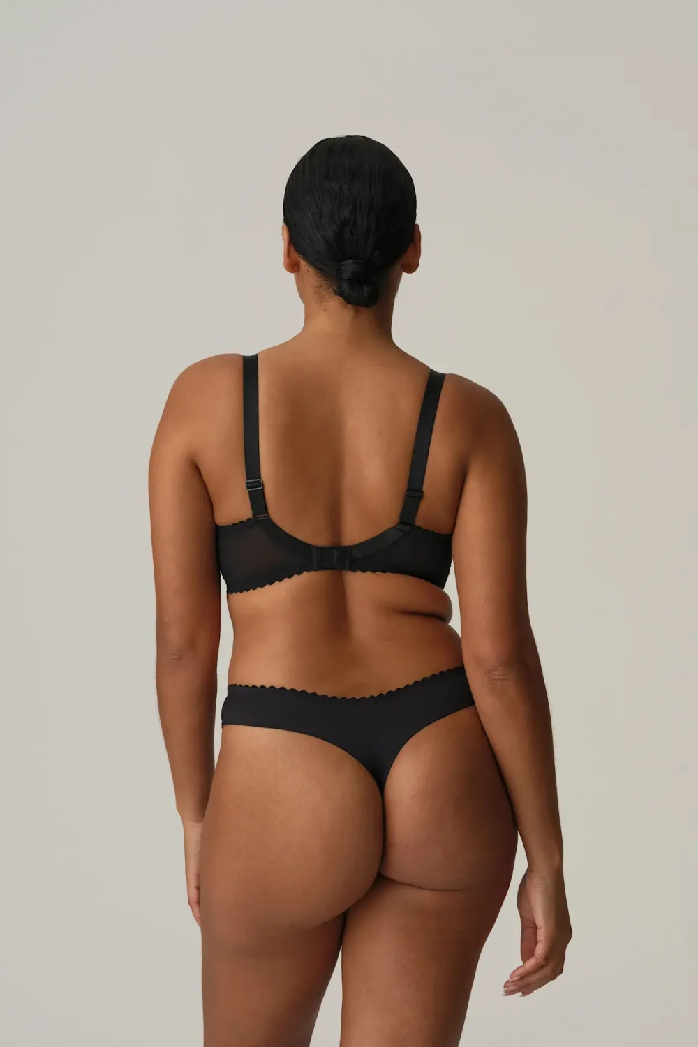 PRIMADONNA Трусы стринги, черный