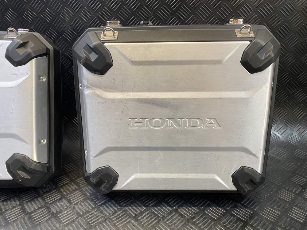 Кофры боковые Honda CRF1000L Africa Twin 053440