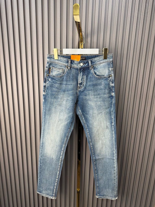 Джинсы Louis Vuitton