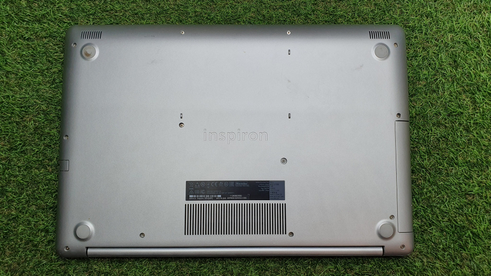 Ноутбук DELL i3-7/4Gb/FHD/Inspiron 5770 [5770-6922]/Windows 10