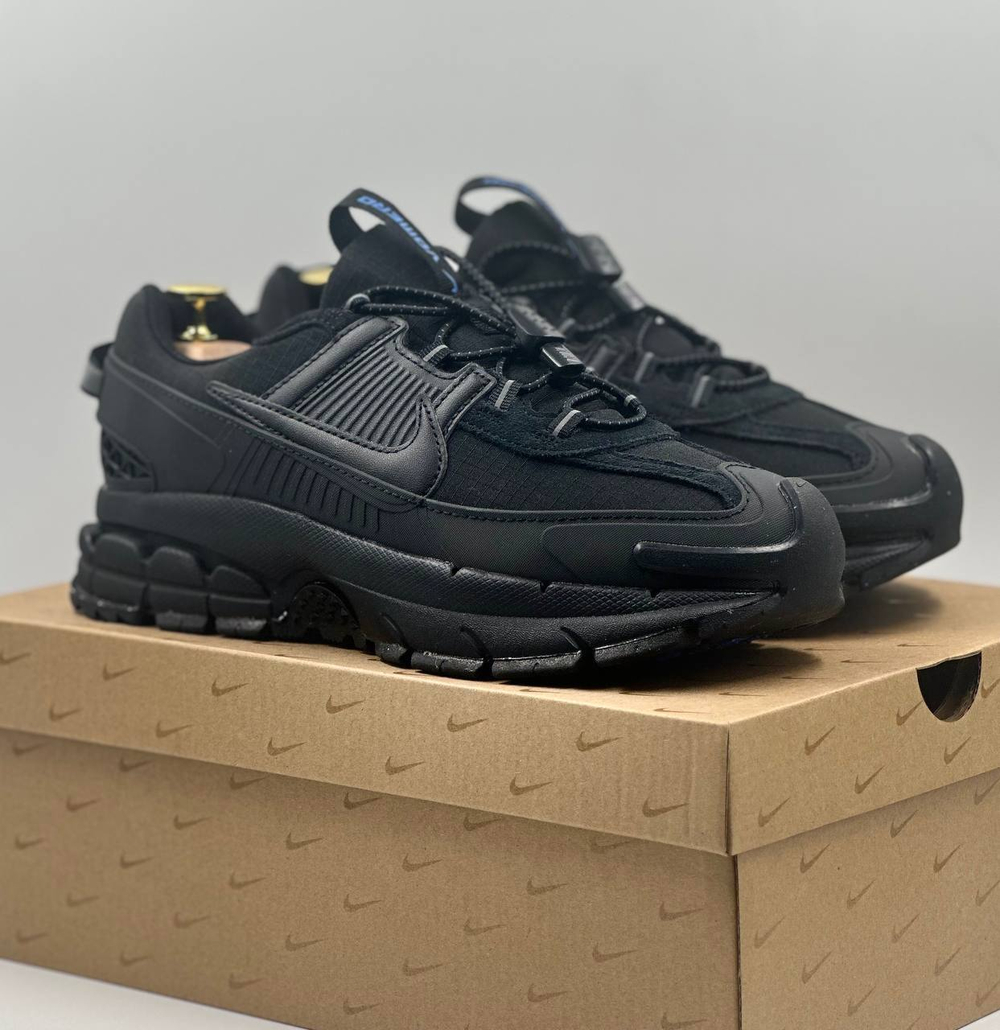 Nike Vomero 5 Roam