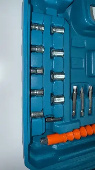 Шуруповерт - дрель аккумуляторный 24v набор кейс