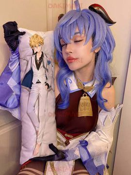 Мини дакимакура Чифую Мацуно из Токийские мстители арт. M0895, 60х20 см