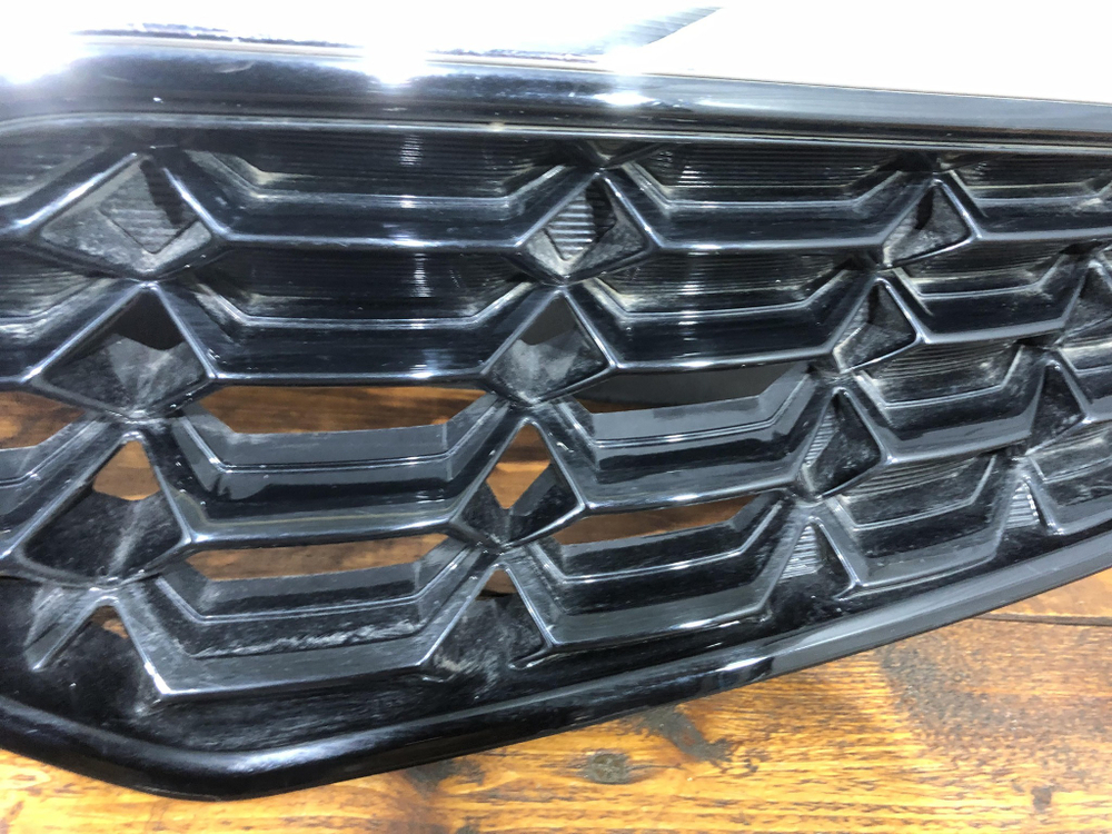 Решетка радиатора Kia Rio 4 (FB) 20-нв Б/У Оригинал 86350H0710