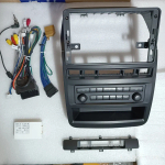 Магнитола для Volkswagen Touareg 2 2010-2018 - Carmedia KP-1222 монитор 12.3" в стиле BMW на Android 11, CarPlay, 4G SIM-слот