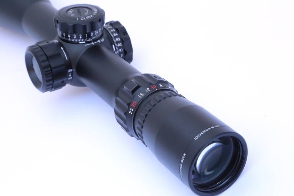 Оптический прицел March 2.5-25x52 Illuminated MML Reticle # D25V52TIML