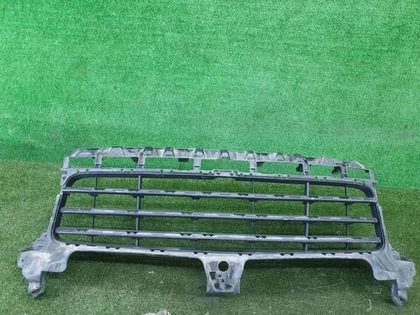 Решетка переднего бампера Porsche Cayenne 3 17-23