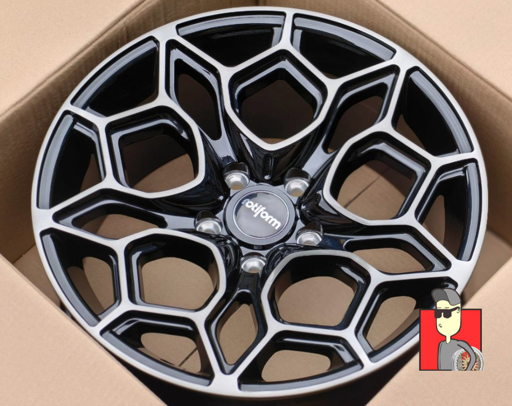 Комплект дисков Rotiform L2360 17x8.5 et30 5x114.3