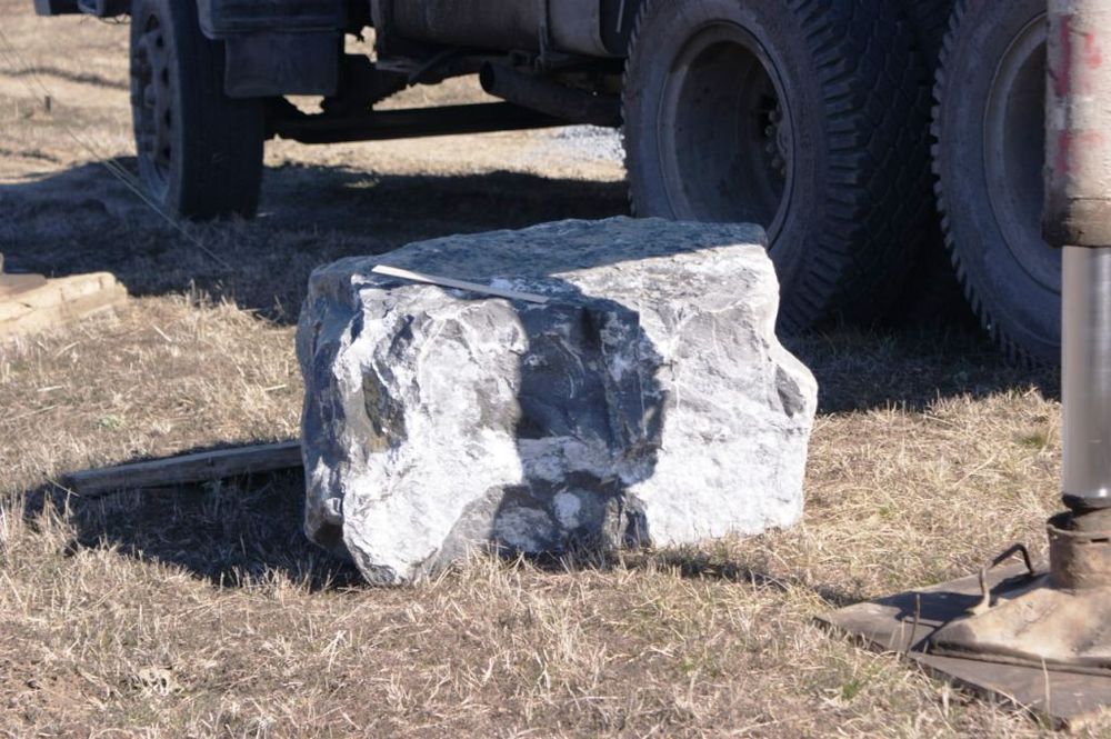 Глыба камень мраморный Чёрный (321)