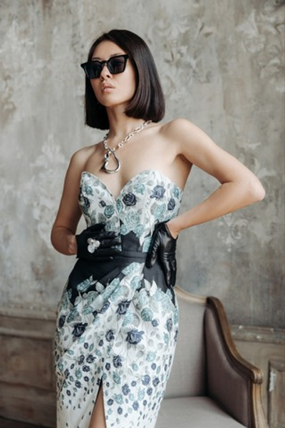 Платье на корсетной основе из жаккарда