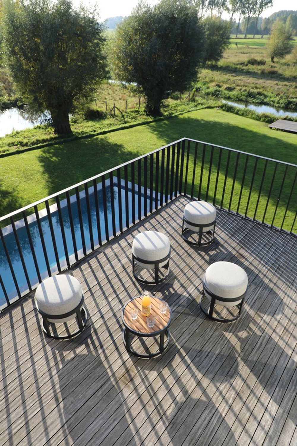 Tumba, комплект бежевый/коричневый, алюминий