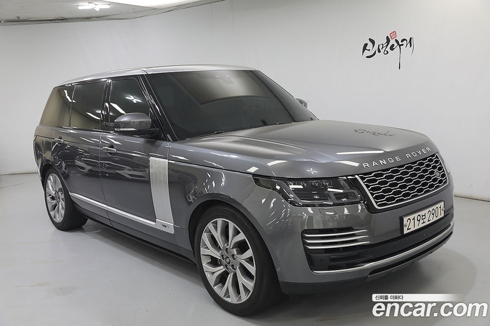 Land Rover Range Rover 4 Generation 4.4 SDV8 AB LWB Дизель (08.2019)