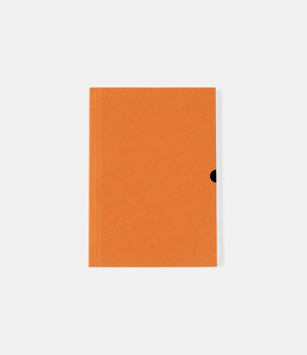 Mark+Fold Plain Notebook — линованный блокнот А5: оранжевый