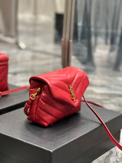 Saint Laurent Loulou 20 cm