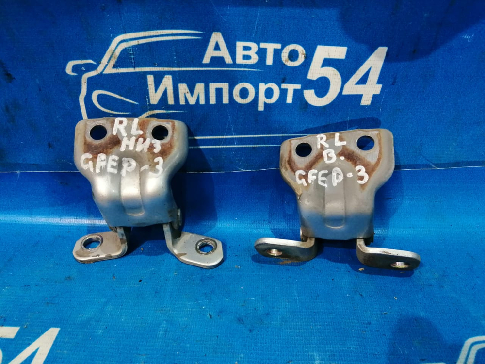 Петля двери задней левой MAZDA CAPELLA 1998