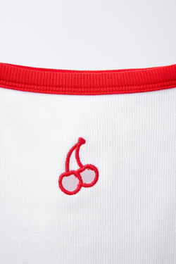 ZARA ТОП В РУБЧИК С ВЫРЕЗОМ И ДЕТАЛЬЮ «ВИШНЯ», БЕЛЫЙ