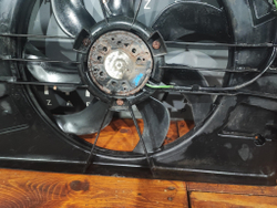 Вентилятор радиатора с диффузором Chevrolet Cruze 09-15 Б/У Оригинал 3135103785