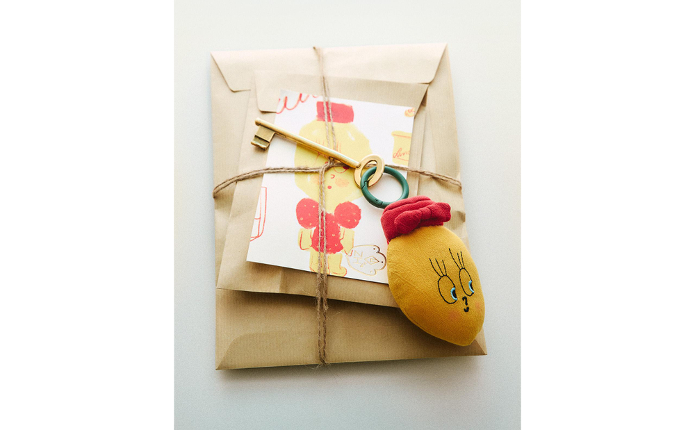 Брелок-игрушка Zara Home, жёлтый, 8622/051