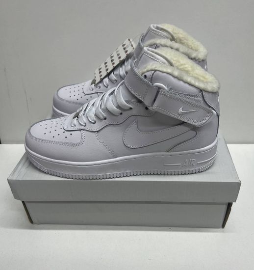 Кроссовки Nike Air Force 1 High White с мехом
