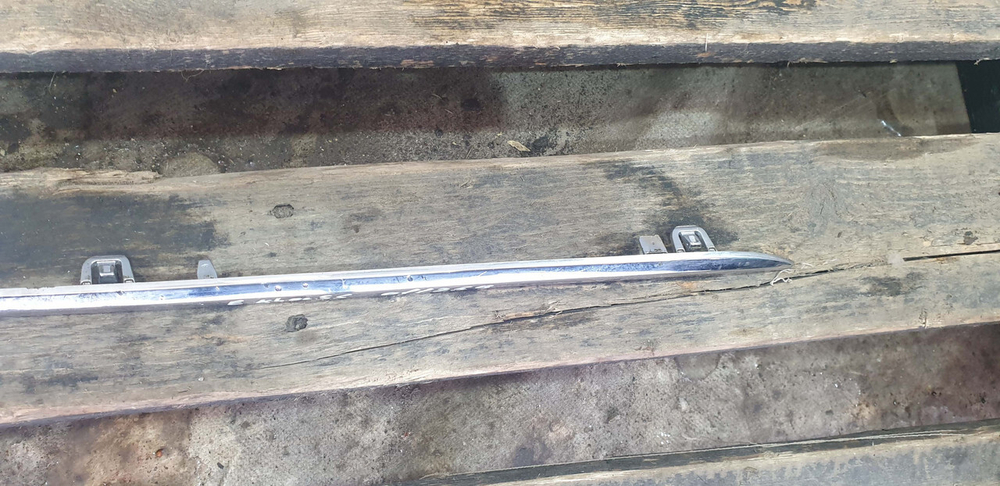 Молдинг заднего бампера Mercedes E-Class (W213) 16-21 Б/У Оригинал A2138850121