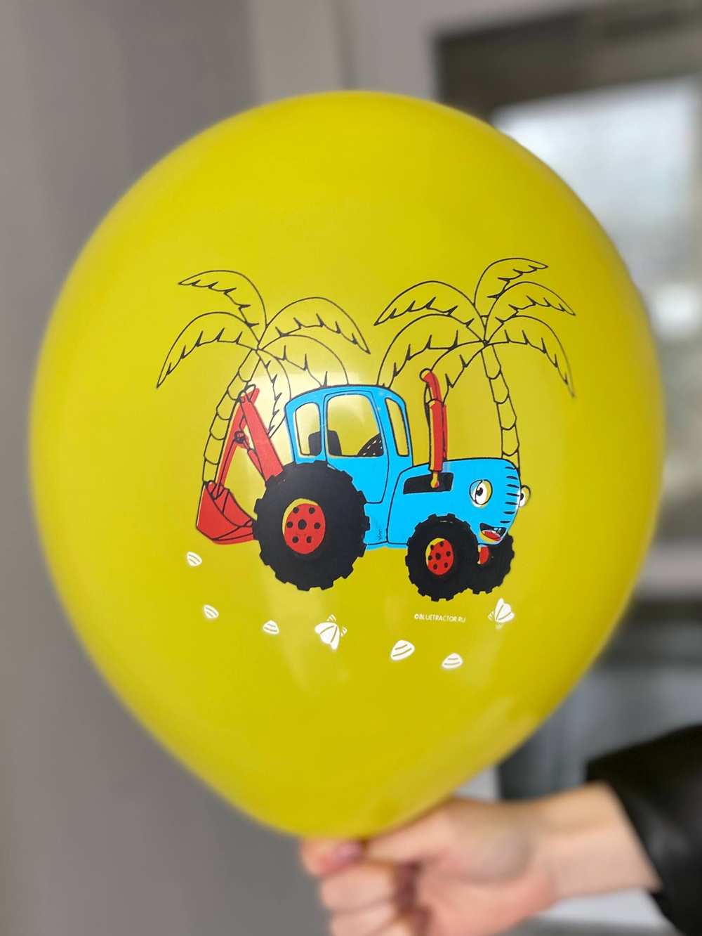 Воздушный шар с рисунком Синий трактор цвет в ассортименте 35см ПАЛИТРА №4348