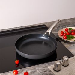 СКОВОРОДА C АНТИПРИГАР. 3Х СЛОЙНЫМ ПОКРЫТ. DAIKIN, СЕРИЯ "CHEF" AGNESS 28*5.0CM, АНОДИРОВАН.АЛЮМИНИЙ