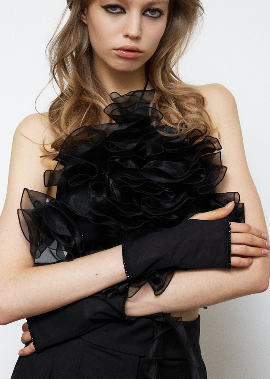 Митенки из черной сетки с декором