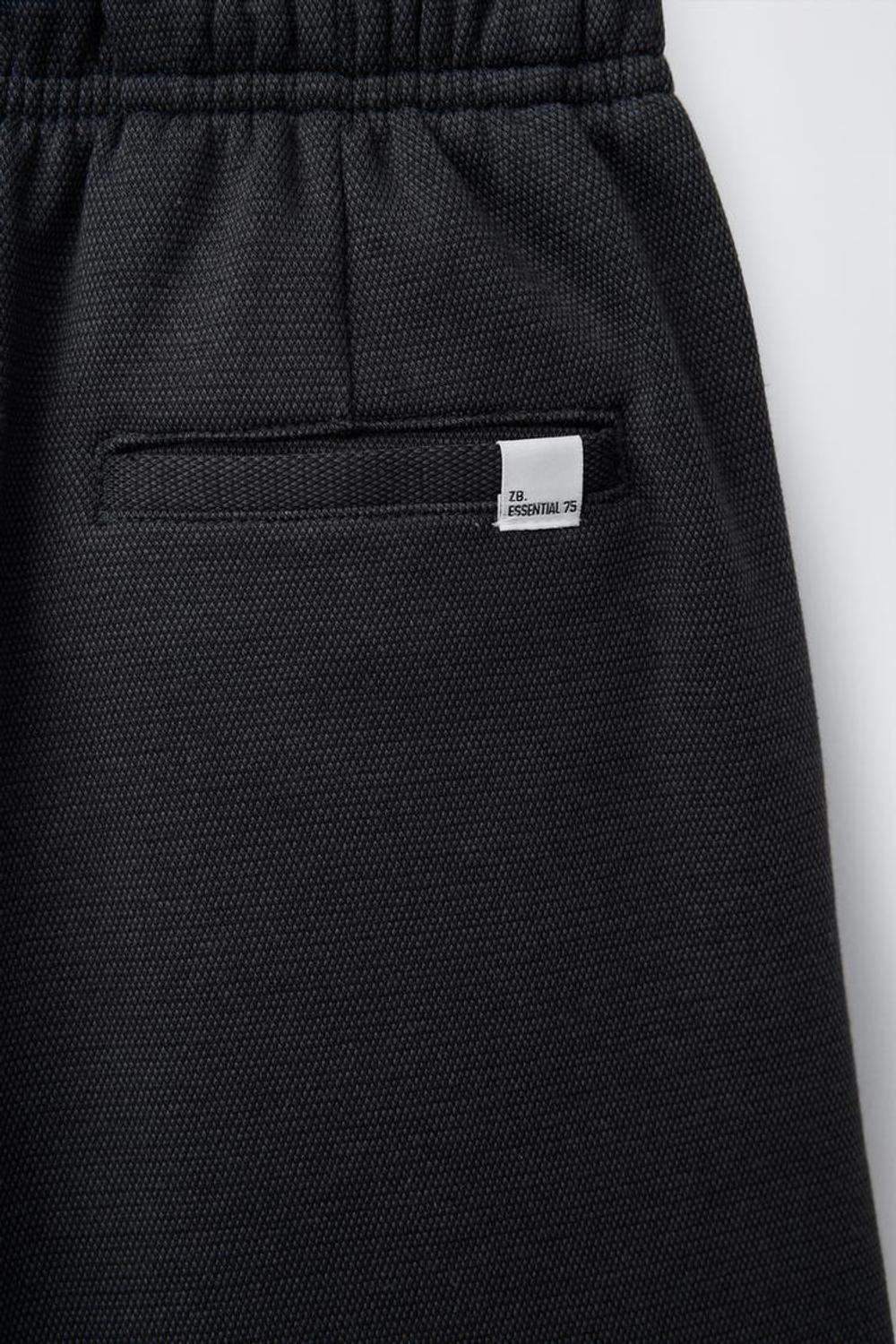 ZARA ШОРТЫ КОМФОРТНОЙ ПОСАДКИ, НЕФТЯНОЙ