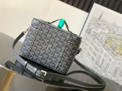 Goyard Muse Vanity Case