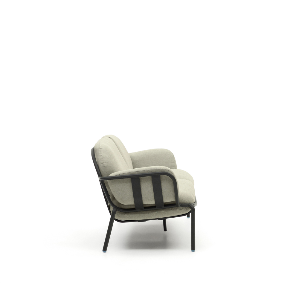 Трехместный уличный диван Joncols бежевый с графитовыми алюминиевыми ножками 225 см