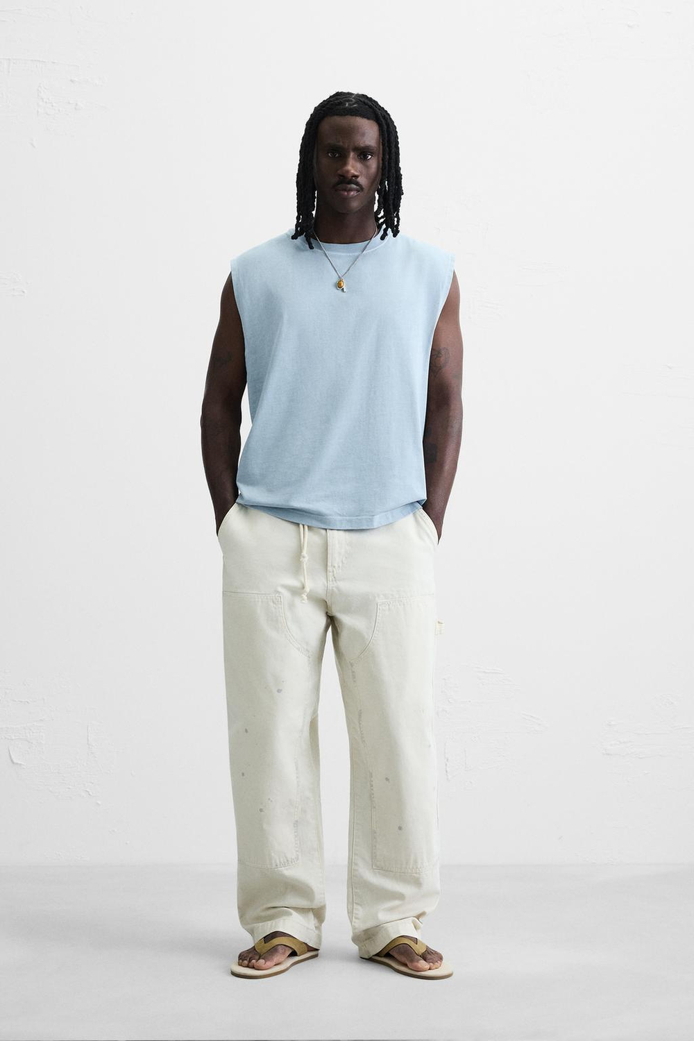 Топ relaxed fit без рукавов