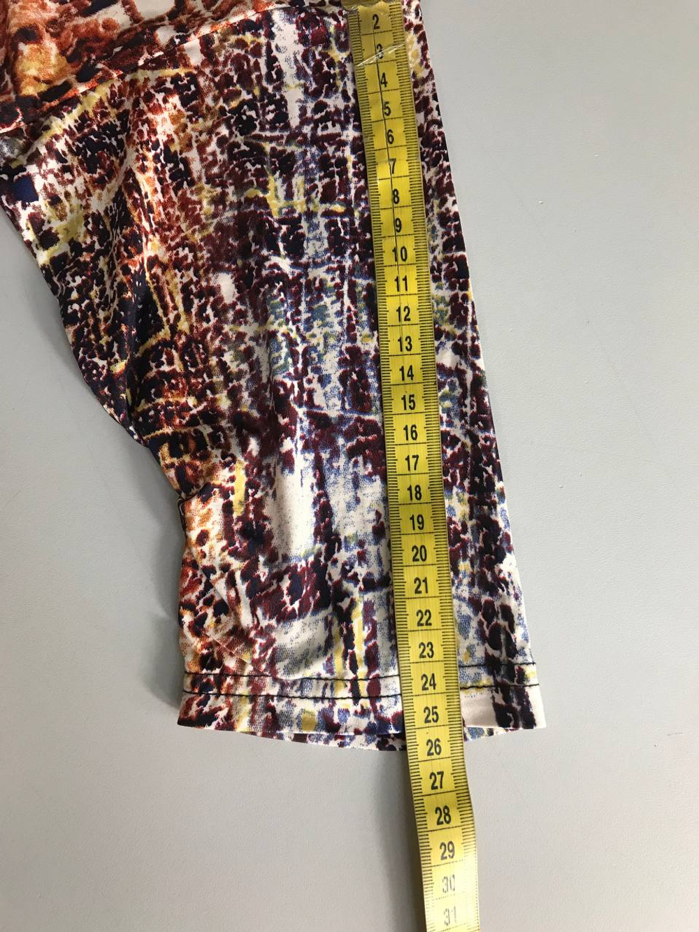 Блузка пестрая, визуально на 42 размер