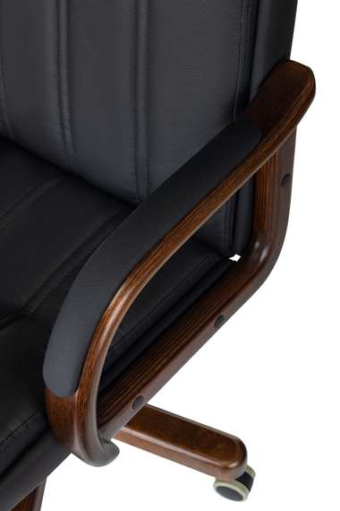 Кресло руководителя Бюрократ T-9932Walnut черный кожа крестов. металл/дерево