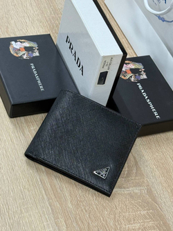 Бумажник Prada